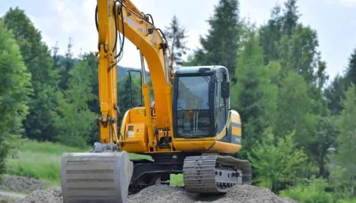 Panduan Memilih Alat Berat Sesuai Jenis Proyek