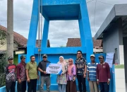 Telkom Kediri Serahkan Bantuan Sarana Air Bersih untuk Warga Desa Besowo Timur