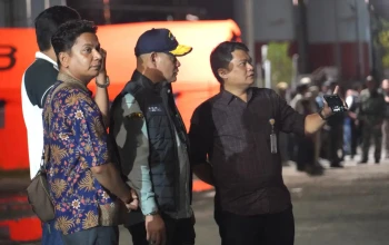 Top! Kementan-Bapanas Kirim 220 Ton Bantuan Pakai KRI Makassar untuk Korban Banjir Aceh