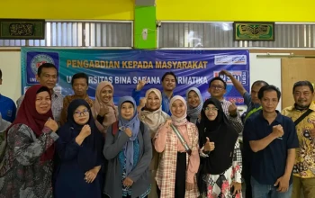 Pelatihan Meningkatkan Literasi Sekolah oleh UBSI untuk Tenaga Pengajar MI Darul Hikmah