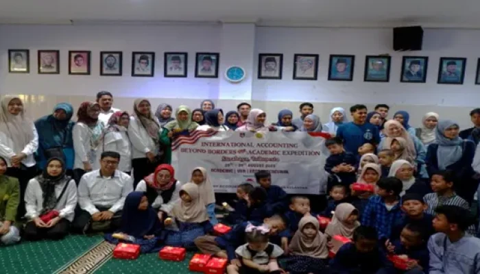 Merajut Literasi Keuangan dan Edukasi Kreatif: Kolaborasi Internasional UPN Veteran Jatim dan UiTMCK Malaysia untuk Anak Panti Asuhan