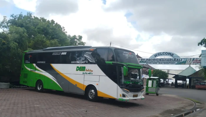 Sewa Bus Pariwisata Bandung Nyaman Aman untuk Perjalanan Rombongan