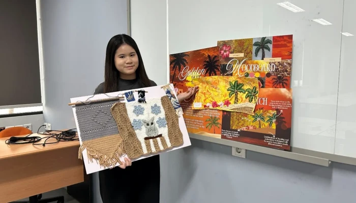 Dari Senja yang Tenang hingga Musim Panas yang Riang, Mahasiswa UC Hidupkan Pantai dalam Karya Tekstil Eksploratif