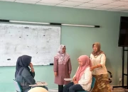 Pengabdian Kolaborasi Internasional Dosen UNJ dan Curtin University Australia Latih Sosiodrama Guru & Praktisi Bimbingan dan Konseling