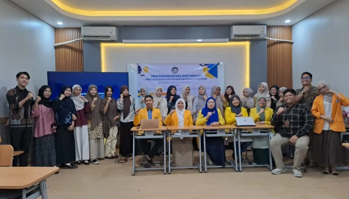 Tim PKM UNM Tingkatkan Kompetensi Digital Guru IPA melalui Pelatihan Pengembangan Media Pembelajaran Interaktif