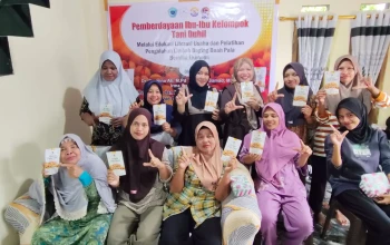 Daging Buah Pala Diolah Menjadi Keripik Bernilai Ekonomi, Ibu-Ibu Tani Dubil Ikuti Program Pemberdayaan Masyarakat