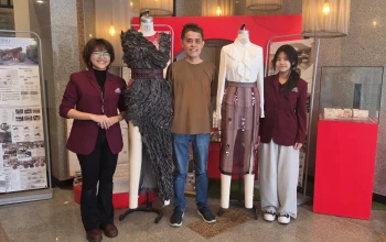 Limbah Kain Korden Saffier Decor Disulap Jadi Busana Estetik oleh Jovita dan Jerrica