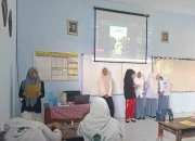 Angkat Isu Pencemaran Sungai di Sekitar Sekolah, Mahasiswa S2 UM ini Jadikan TikTok Sebagai Media Pembelajaran Geografi di MAN 10 Jombang